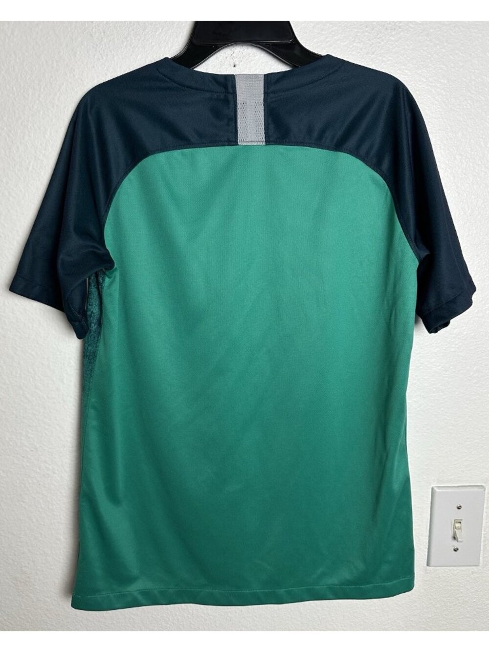 Nike Tottenham 18/19 Third Soccer Jersey Size Youth XL Nike Boys Green - Picture 3 of 11